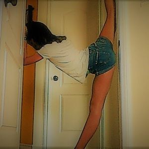 Meet your Posher, Maya